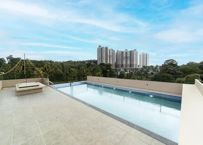The Zenith - Premium Pool Villa Kochi