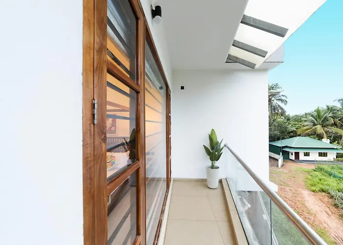 The Zenith - Premium Pool Villa Kochi